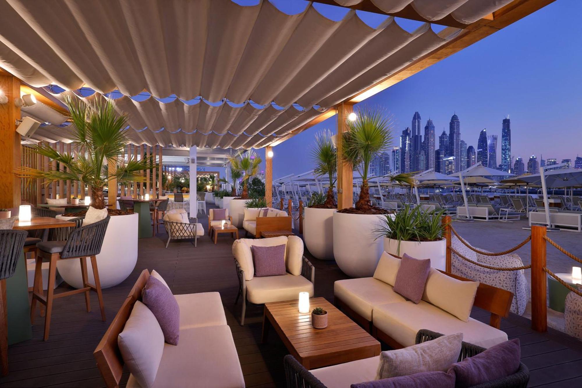 Marriott Resort Palm Jumeirah, Dubai Exterior foto The View at The Palm