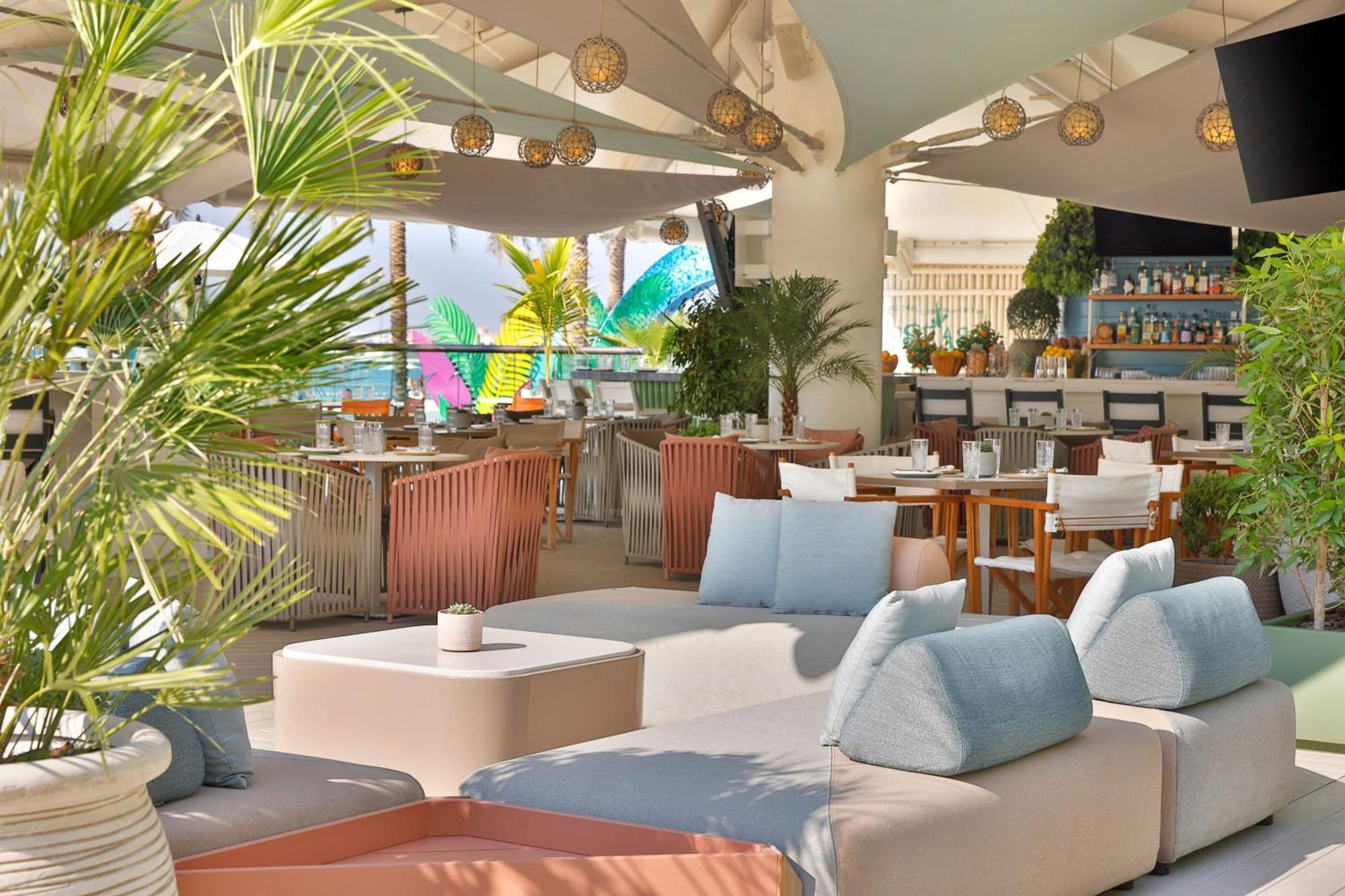 Marriott Resort Palm Jumeirah, Dubai Exterior foto The Sky Bar