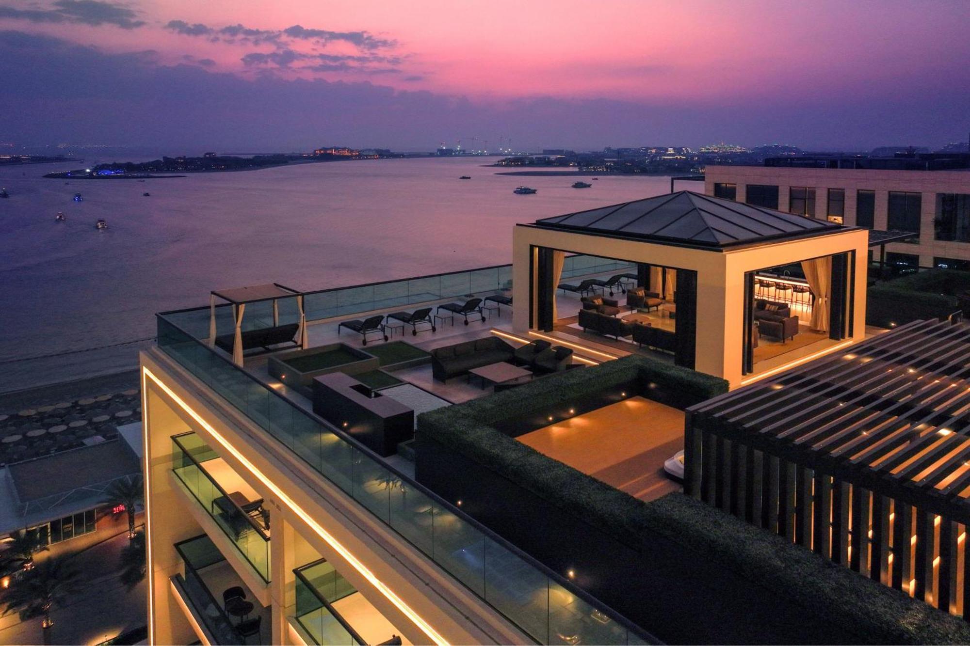 Marriott Resort Palm Jumeirah, Dubai Exterior foto The View